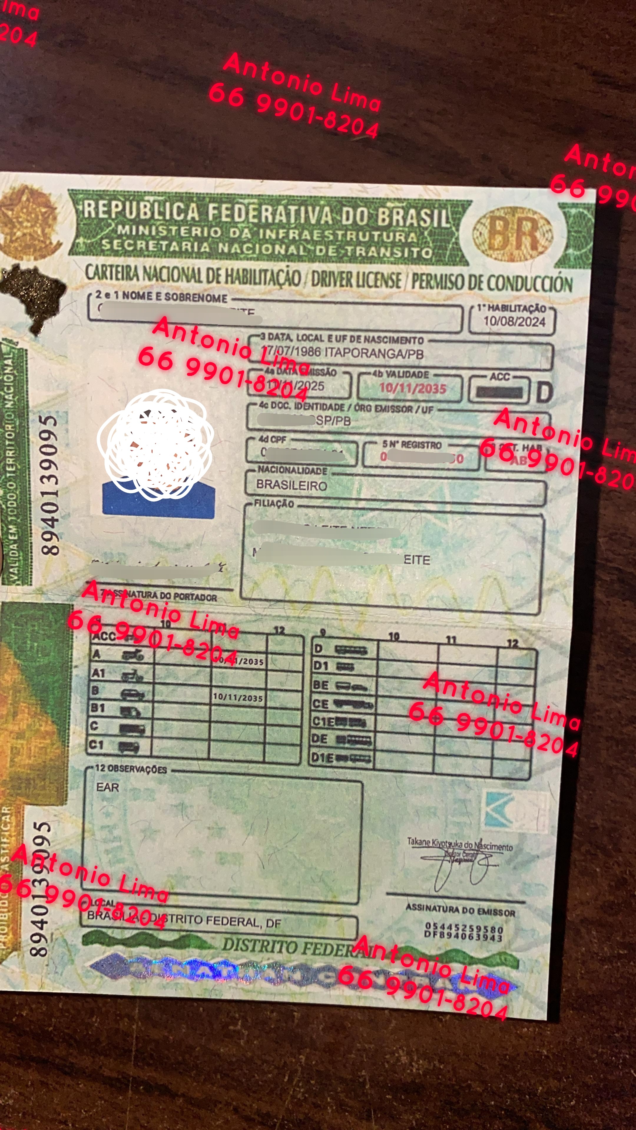 Capa de Novembro de 2025